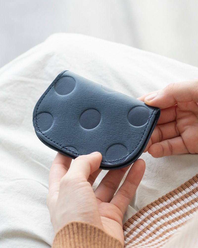 パスケースの色：ネイビー