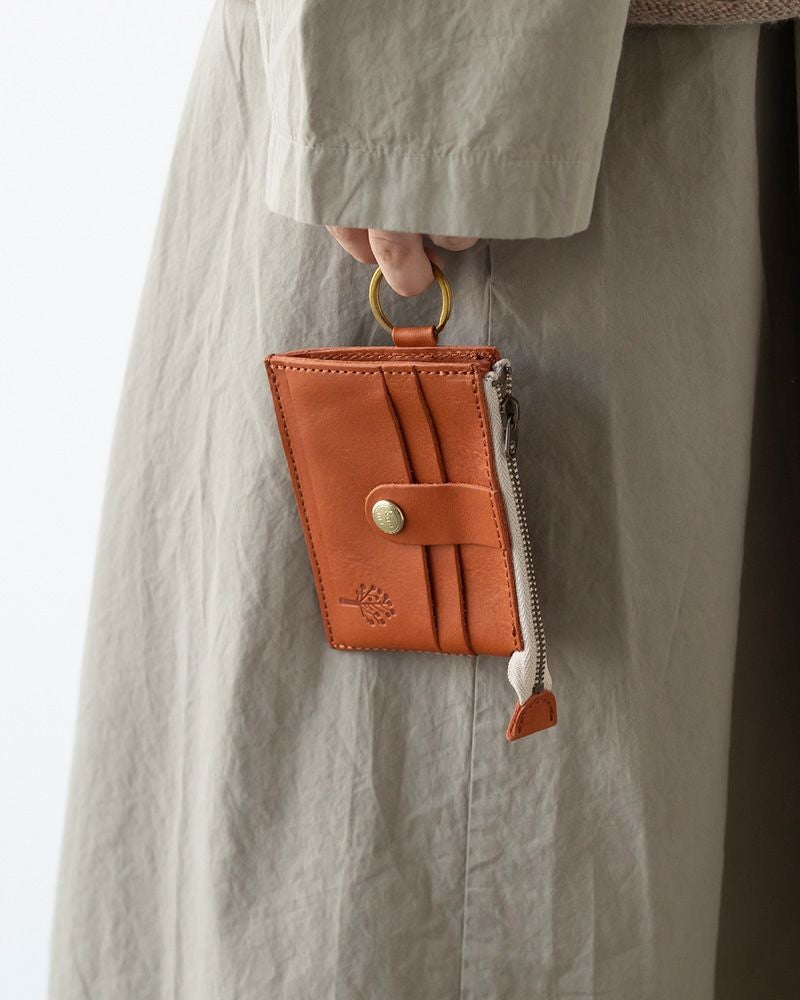 キーコインケースの色：キャメル