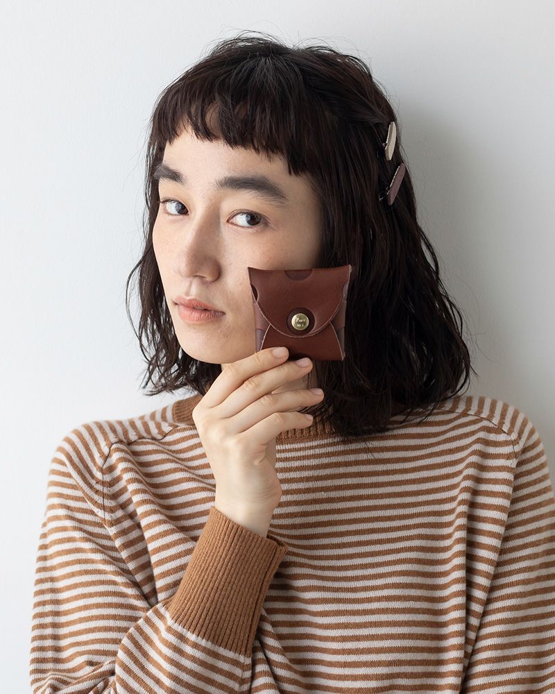 コインケースの色：ダークブラウン