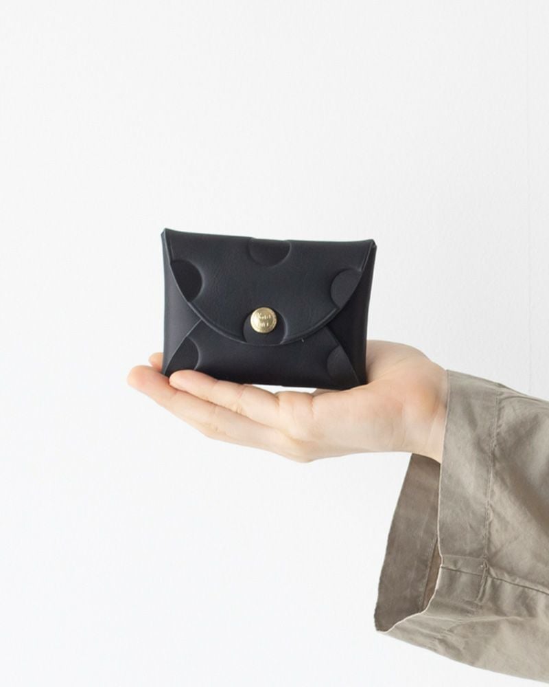 カードケースの色：ブラック