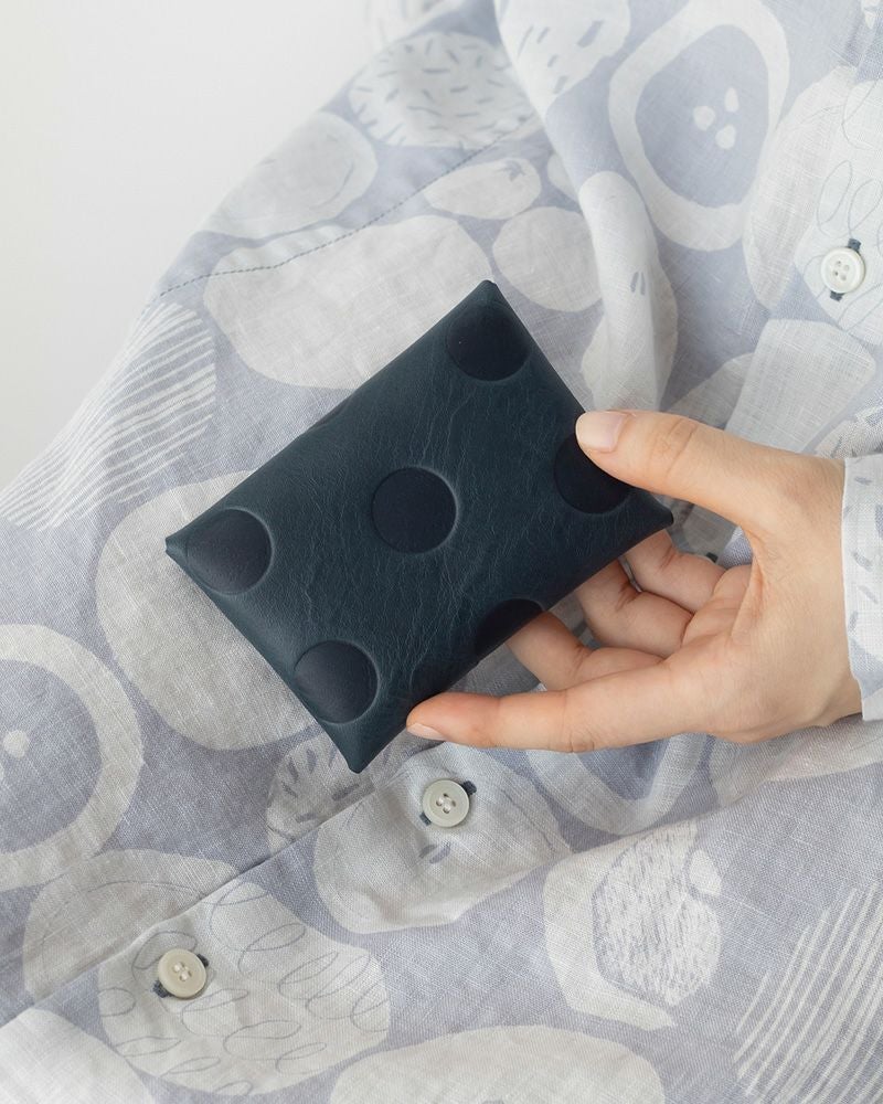 カードケースの色：ネイビー