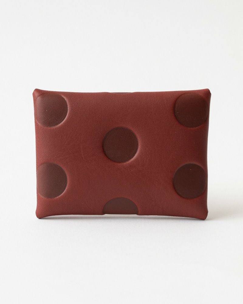 カードケースの色：チェリーレッド