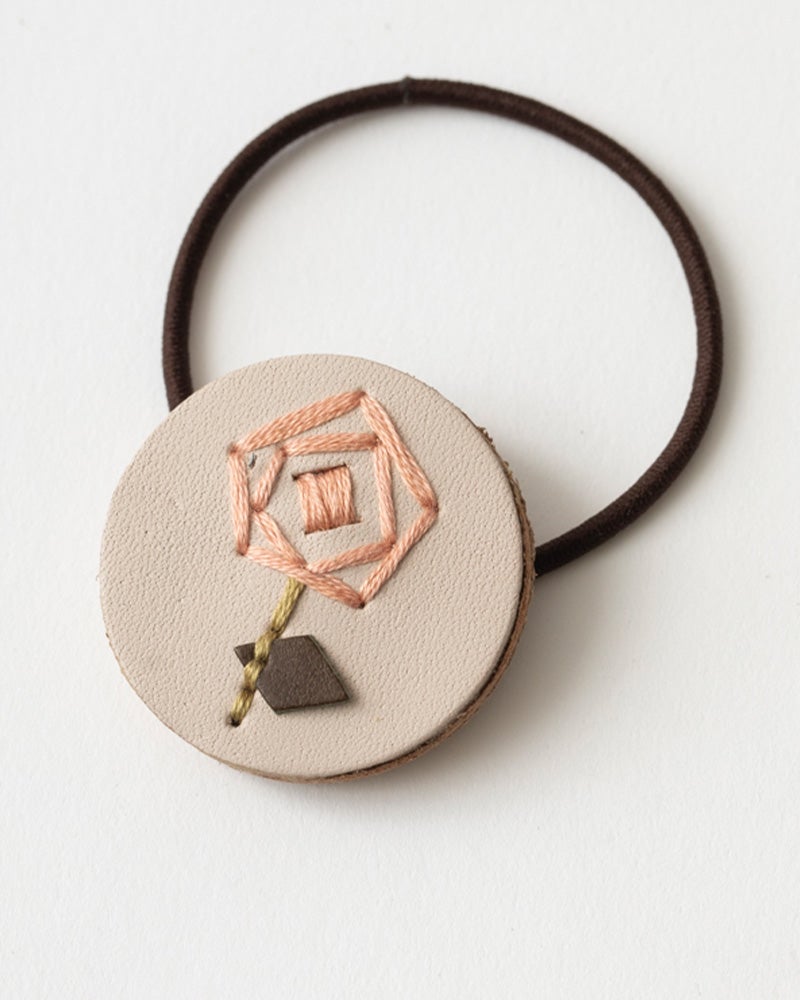 刺繍が可愛い「sa i te ヘアゴム」 | Kanmi（カンミ）公式オンラインストア
