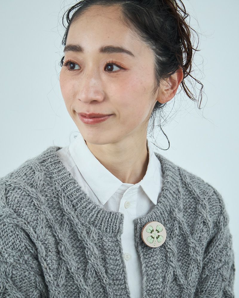 「sa i te ブローチ」クローバーバニラ