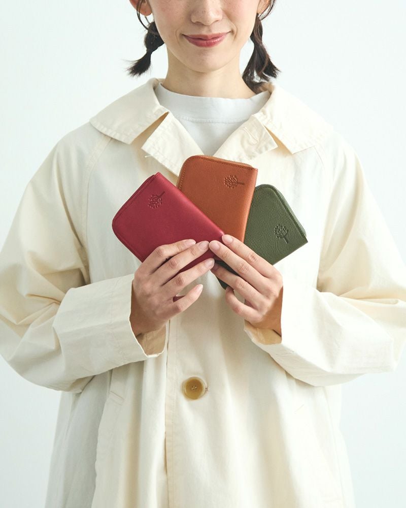 「ドロップツリー L型ショートウォレット」左からレッド/キャメル/グリーン