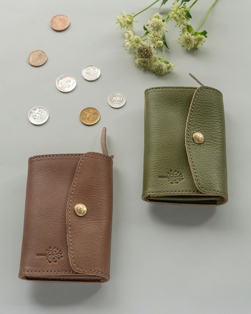 「ドロップツリー ミニウォレット」左：モカグレー　右：グリーン