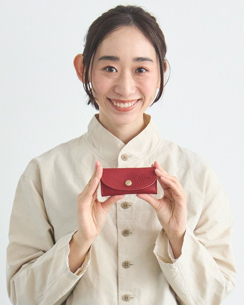 ミニマムに持ち歩く「ドロップツリー 3連キーケース」