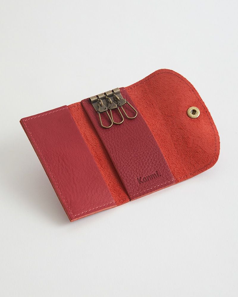 ミニマムに持ち歩く「ドロップツリー 3連キーケース」