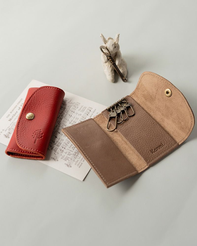 大きめの鍵もお任せを「ドロップツリー 4連キーケース」