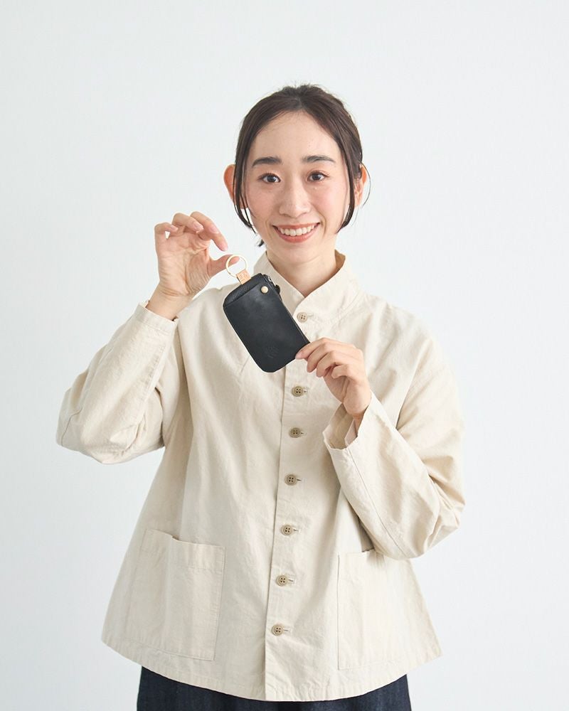 キーポーチの色：クロ