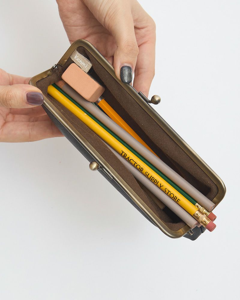 薄い軽い、たくさん入る「ドロップツリー L型ロングウォレット」