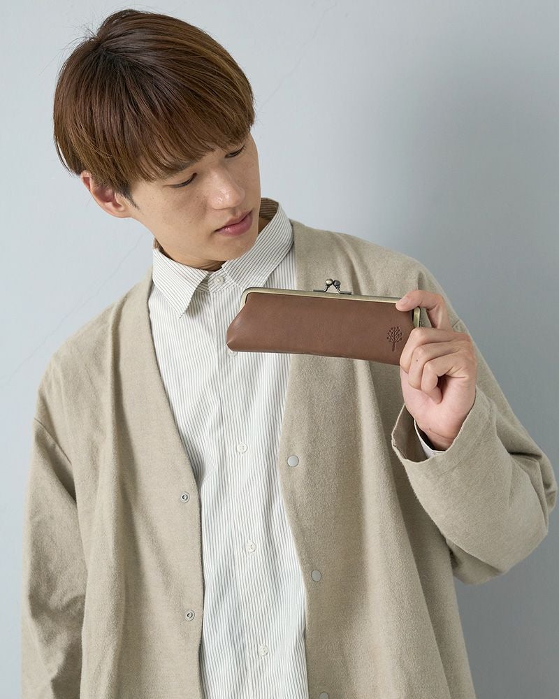 男女問わず使えるシンプルデザイン／色：モカグレー