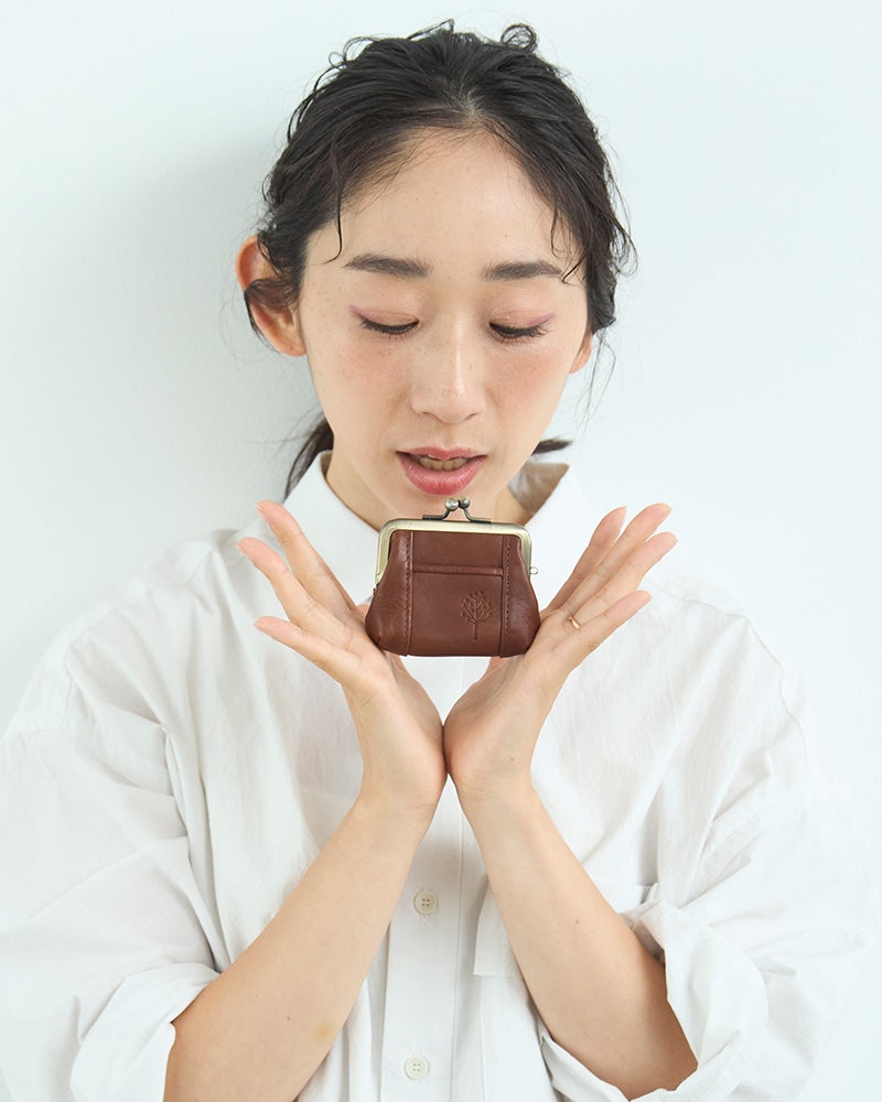 がま口の色：ダークブラウン	