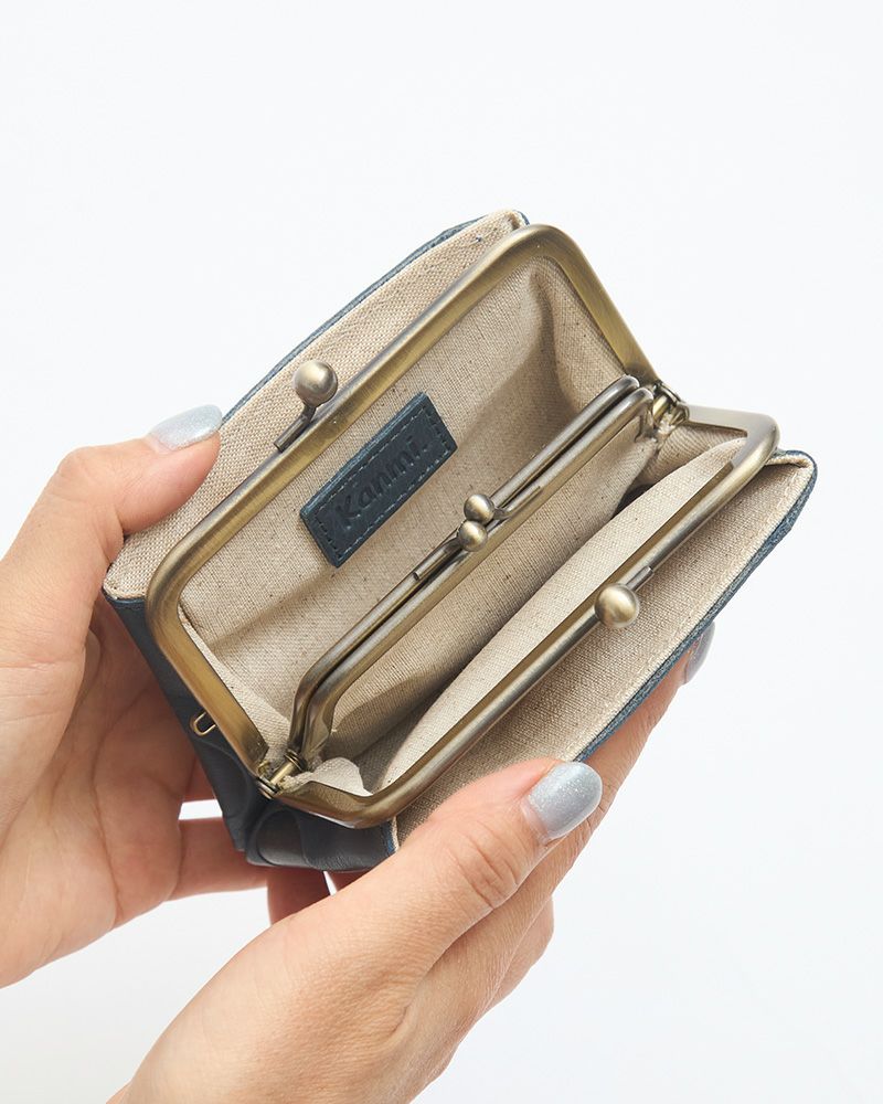 サイドポケットが便利な「キャンディ あおりがま口 (M)」