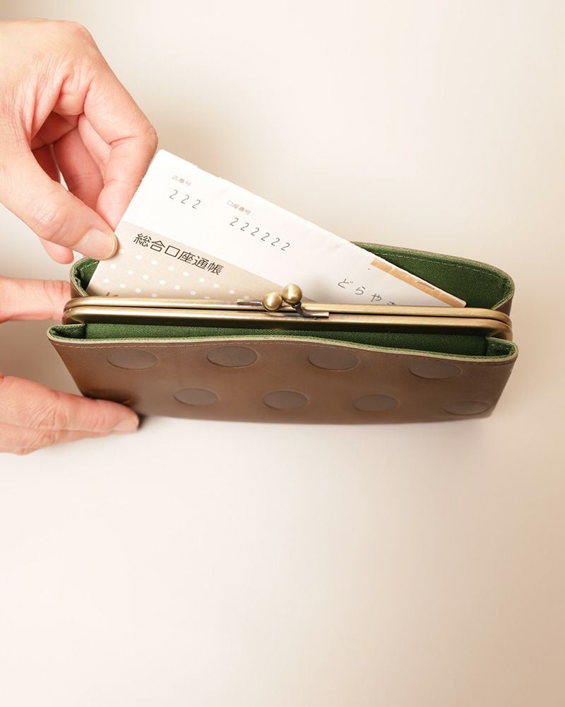 がま口好きさんのコンパクト長財布「キャンディ あおりロングがま口