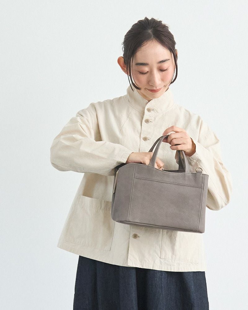 シーンに合わせて使い分ける２WAY「ミルフィーユ がま口 2WAYショルダーバッグ」