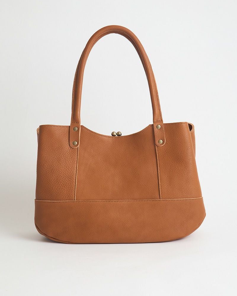 トートバッグの色：キャメル