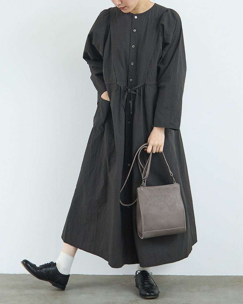 シルエットが美しい「ペーパー ショルダーバッグ」 | Kanmi（カンミ