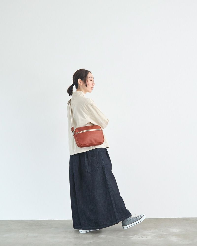 「All story スクエアショルダーバッグ」レンガ