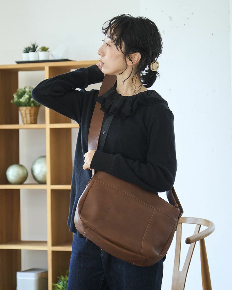 「All story pote ショルダーバッグ」ダークブラウン