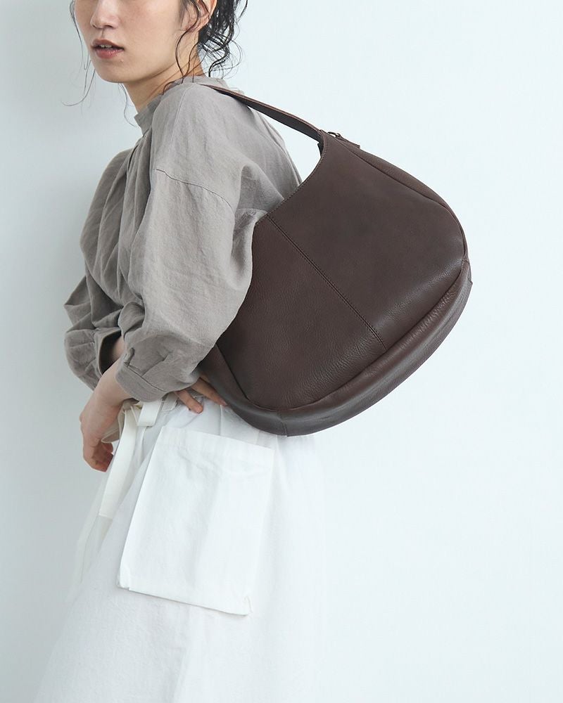 ころんと丸いきれいめな「marucoワンショルダーバッグ」 | Kanmi