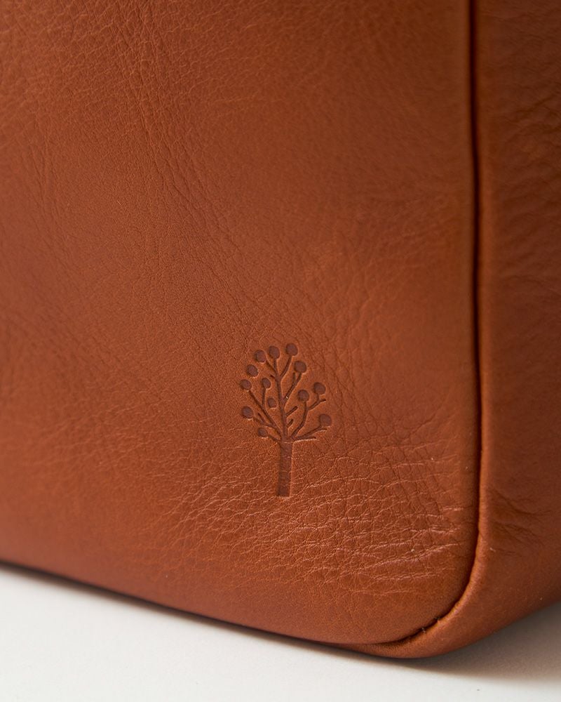 ドロップツリー BOXショルダーバッグ：キャメル