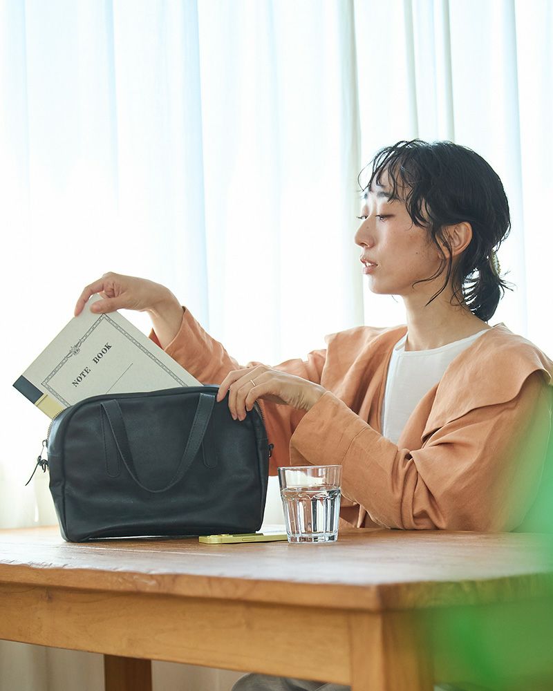 どの世代にもマッチする、軽フワでかっこいい「fuwari ボストン