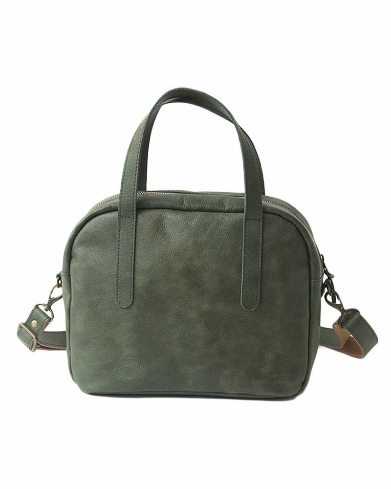 どの世代にもマッチする、軽フワでかっこいい「fuwari ボストン