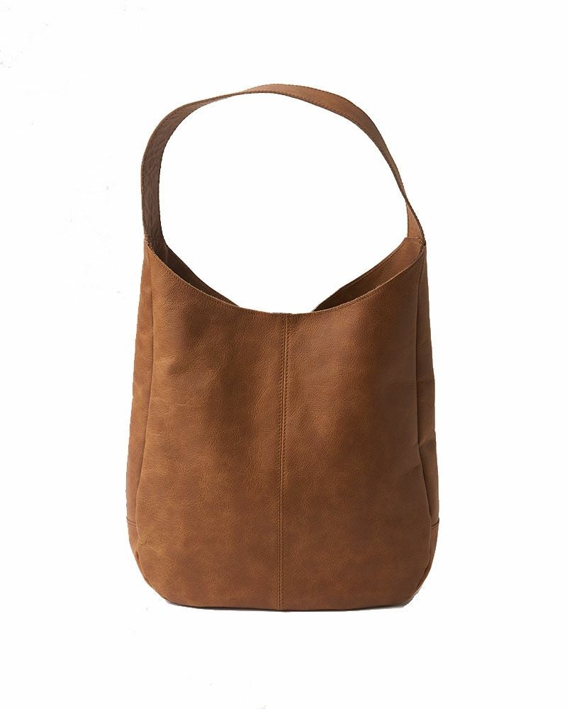 しずくのようなカタチで体に寄り添う「fuwari ワンショルダーバッグ