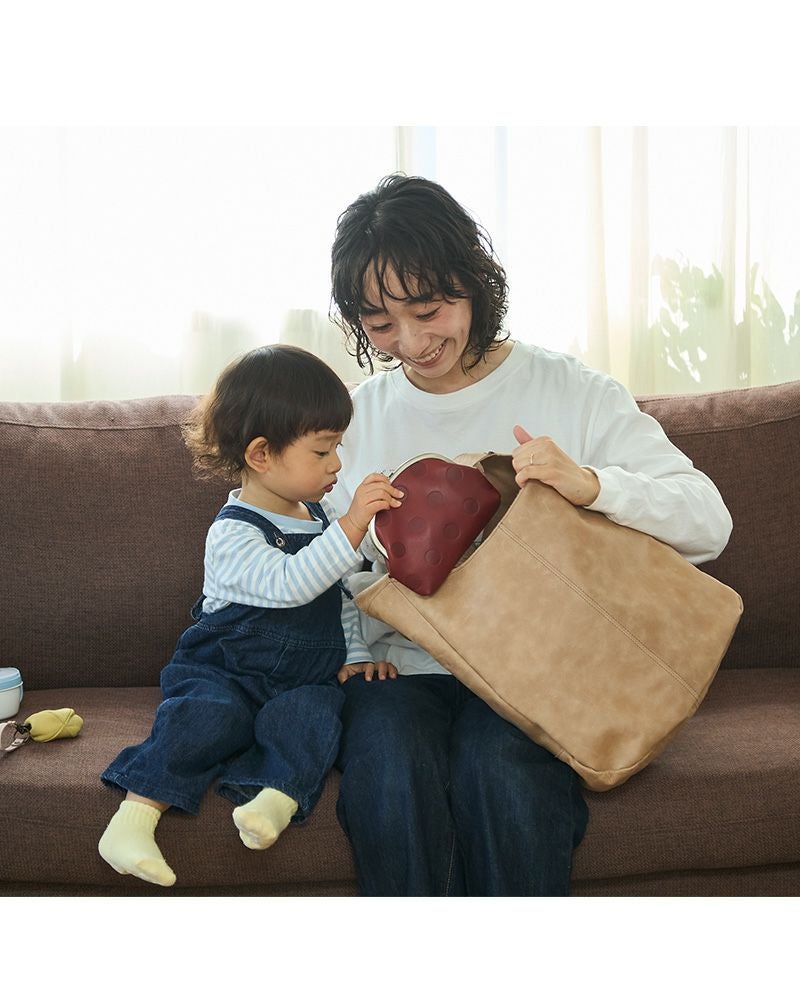 しずくのようなカタチで体に寄り添う「fuwari ワンショルダーバッグ