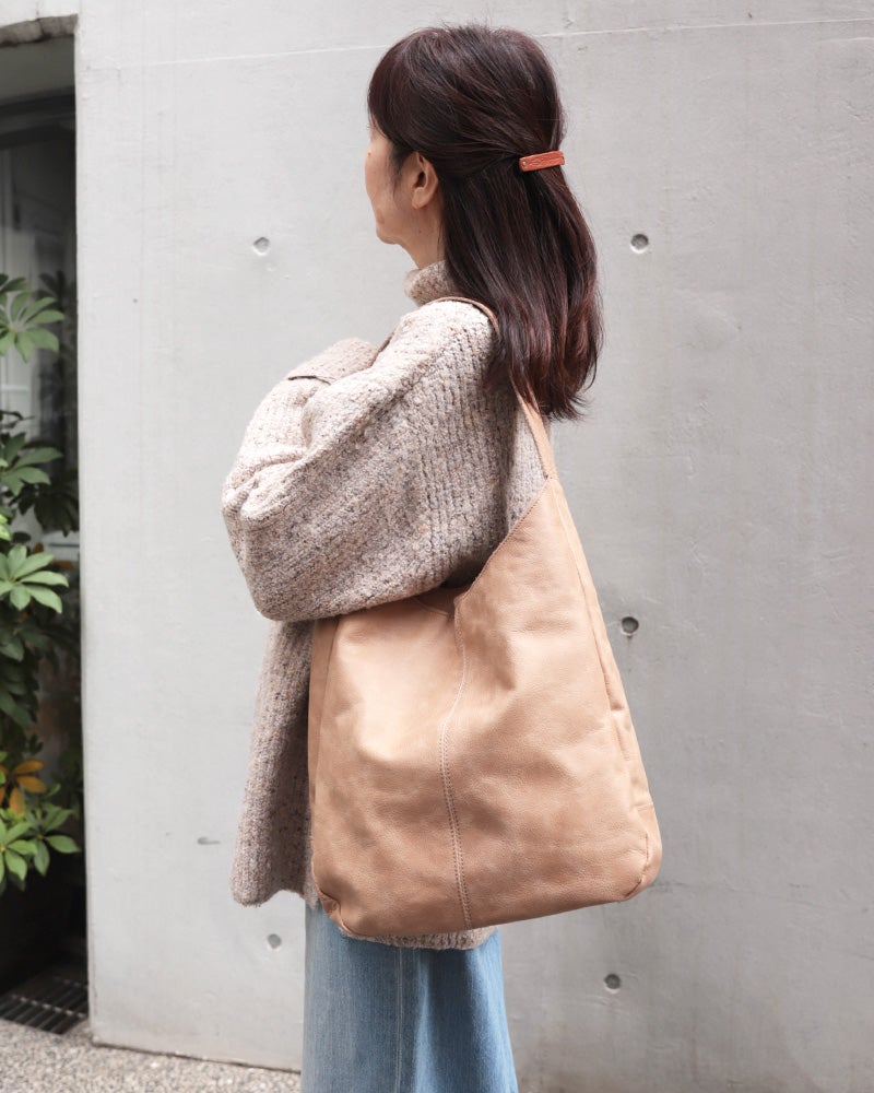 fuwari ワンショルダーバッグ グレージュ