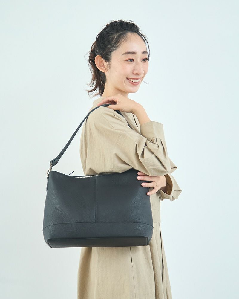 こだわりがそっと伝わる「itsu mono ショルダーバッグ」 | Kanmi