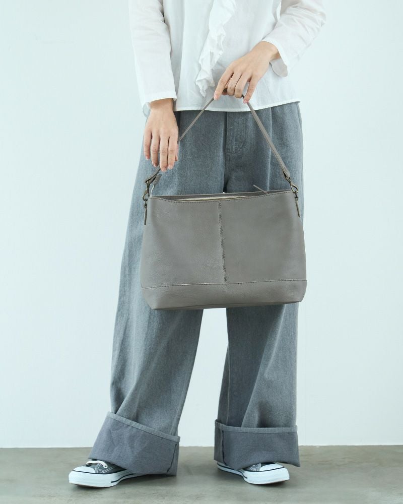 こだわりがそっと伝わる「itsu mono ショルダーバッグ」 | Kanmi