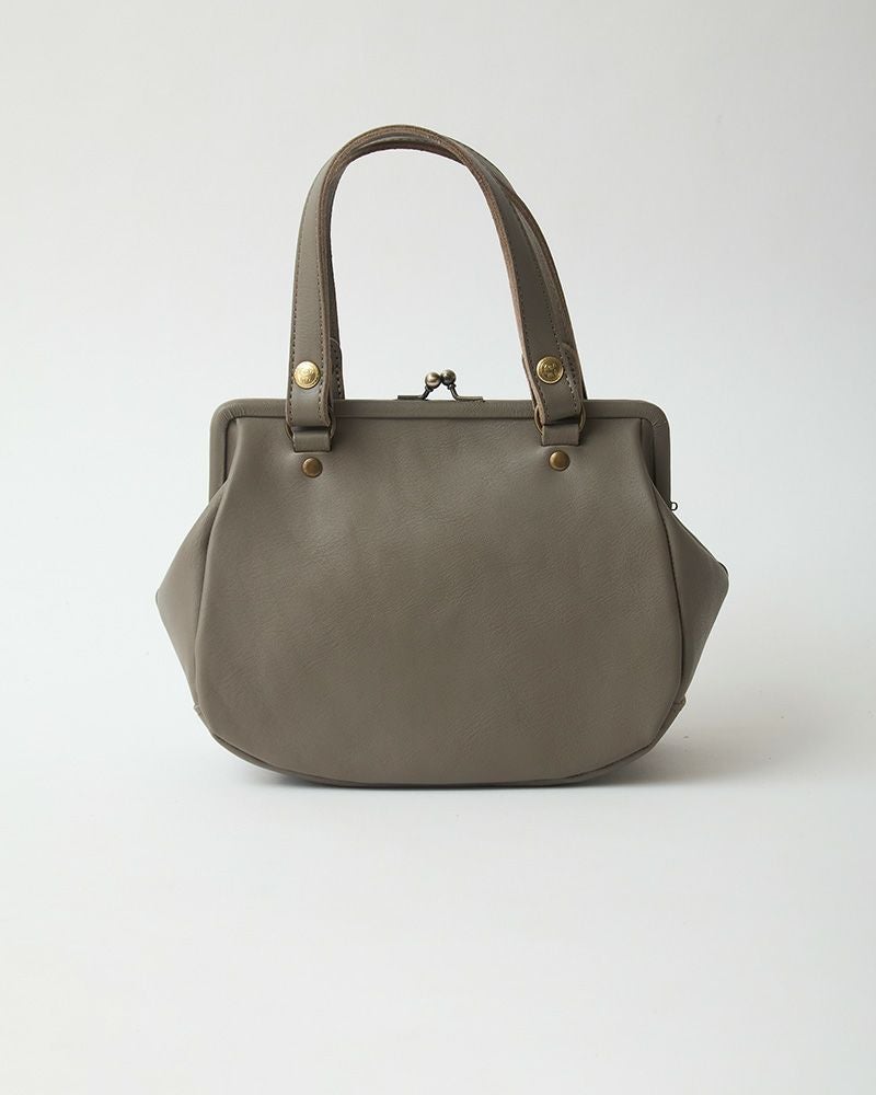 コロンとしたシンプルレトロな「itsu mono がま口ミニボストンバッグ