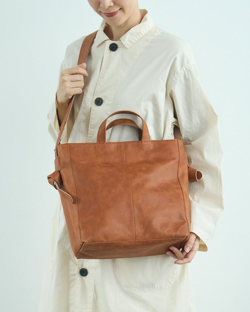 「fuwariトートショルダーバッグ (M)」キャメル