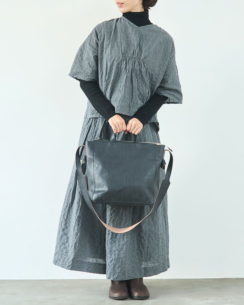 「fuwariトートショルダーバッグ (M)」ブラック