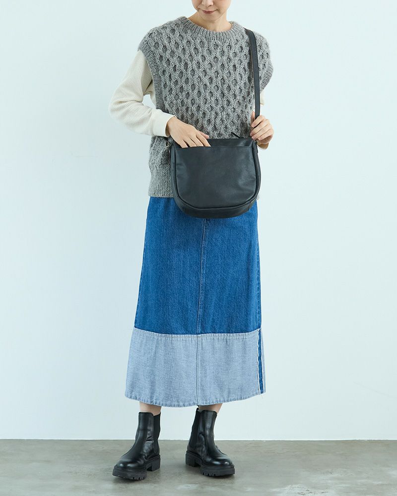 「fuwari ショルダーバッグ」ブラック