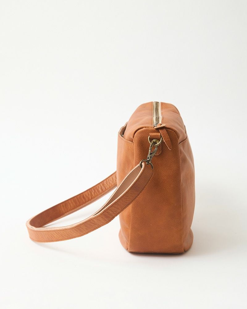 ツートンショルダーがアクセントに