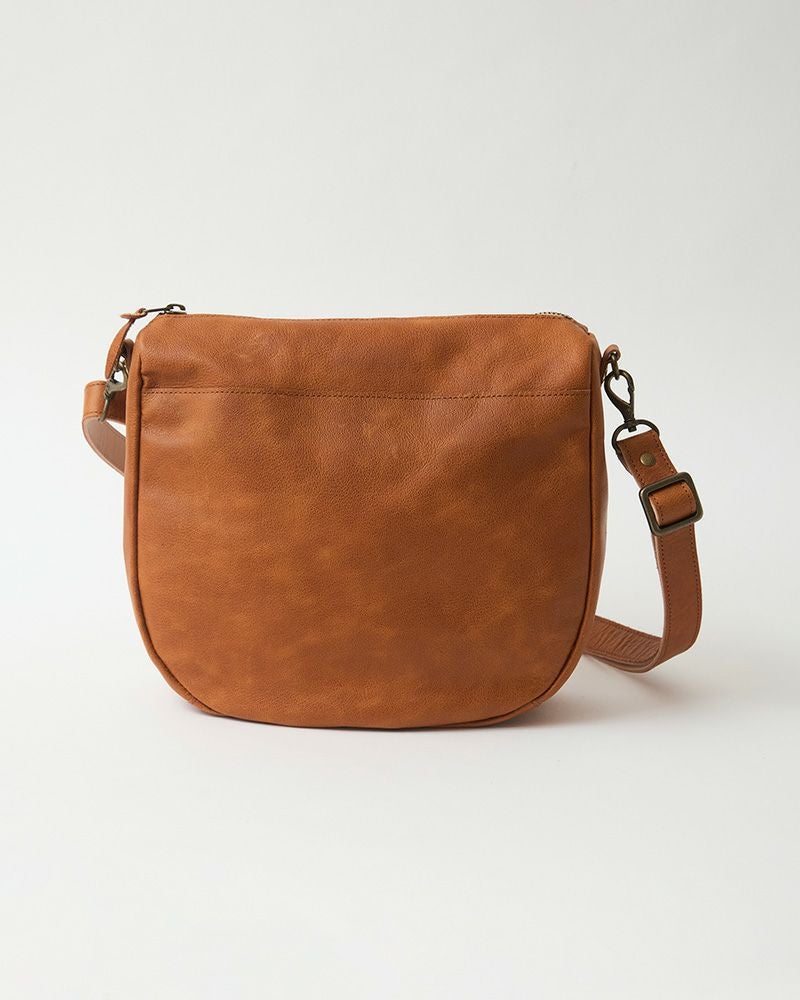 「fuwari ショルダーバッグ」キャメル