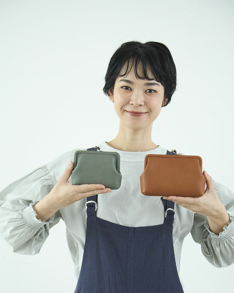 itsu mono スクエアがま口ポーチ(S)とitsu mono がま口ポーチ(M)