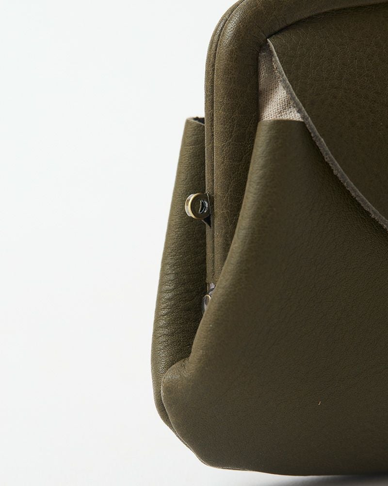 ストラップが取り付けできるカン「itsu mono ルーフ親子がま口」