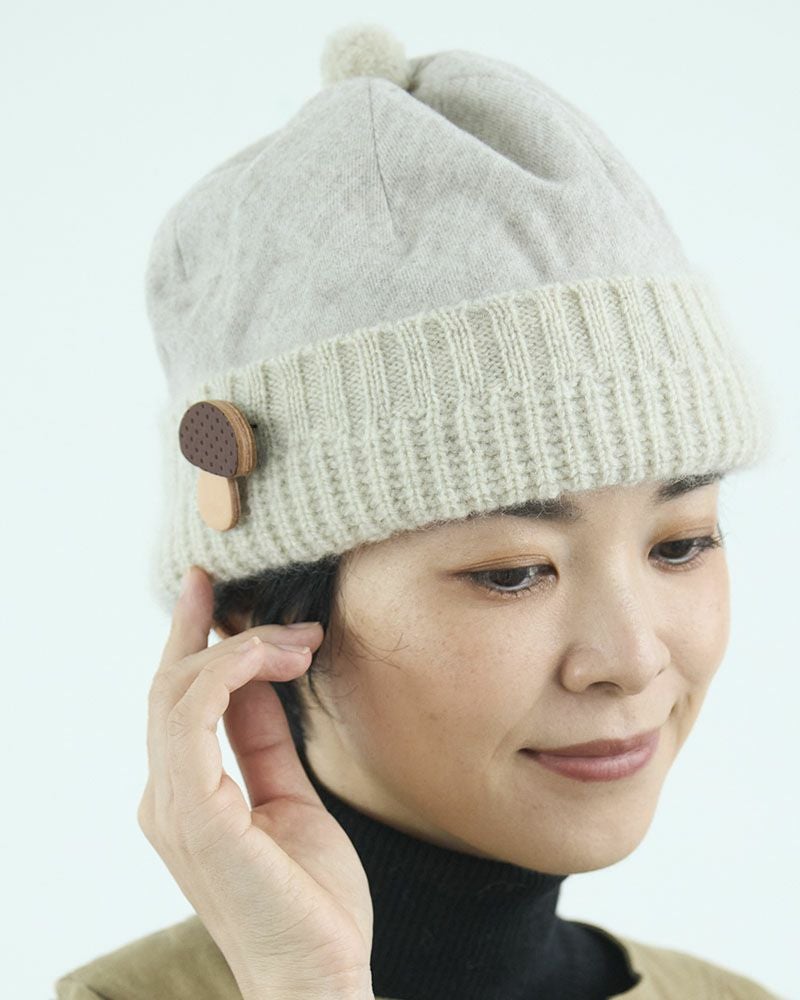 ストールや帽子に「森のめぐみ ブローチ きのこ」