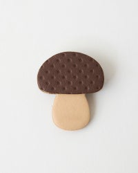 森のめぐみ ブローチ きのこ　ブラウン