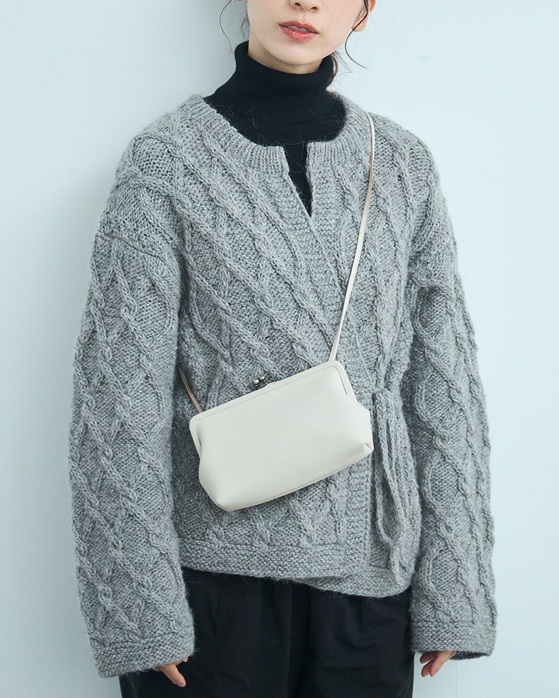 itsu mono トラベルがま口ポシェット　クリーム