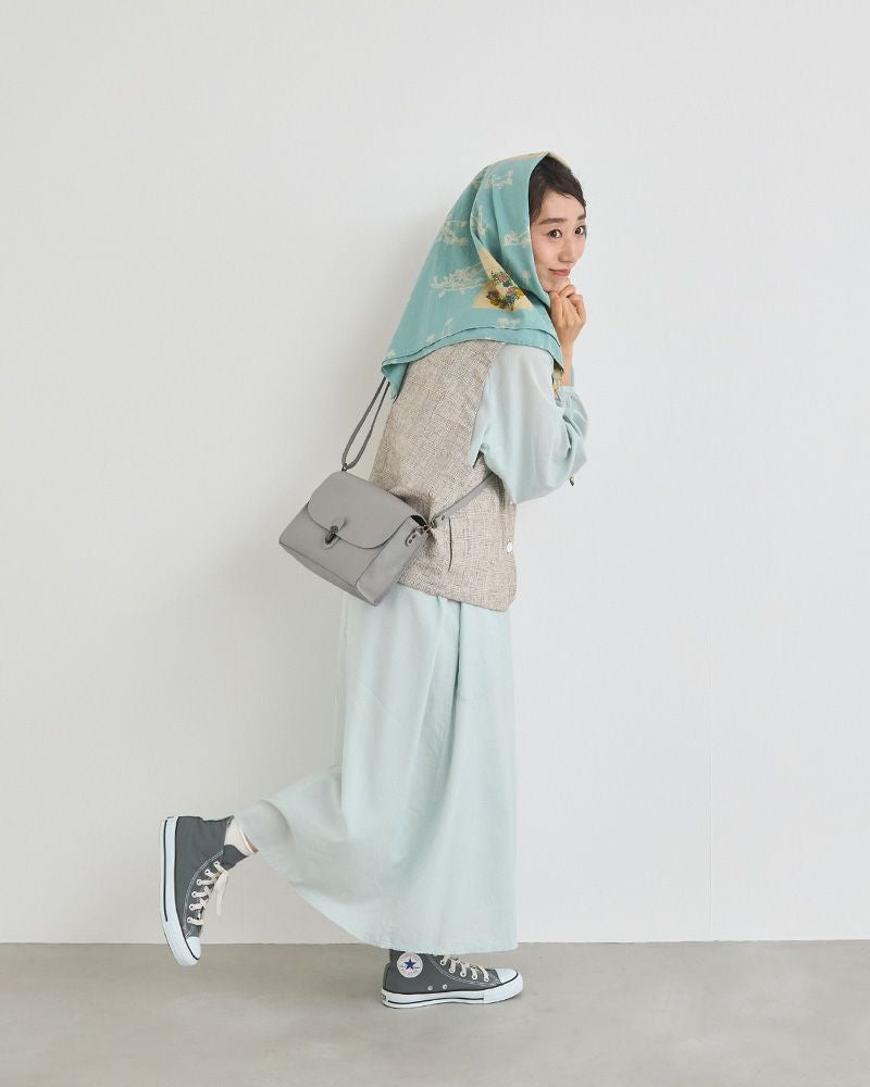 防水レザーなので雨の日でも心強いんです