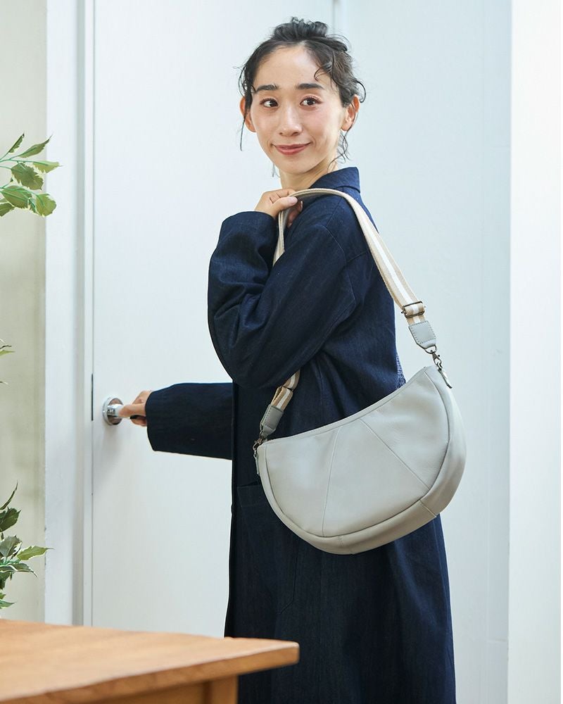 ちょうどよく整う、私に「All story ハチワレショルダーバッグ