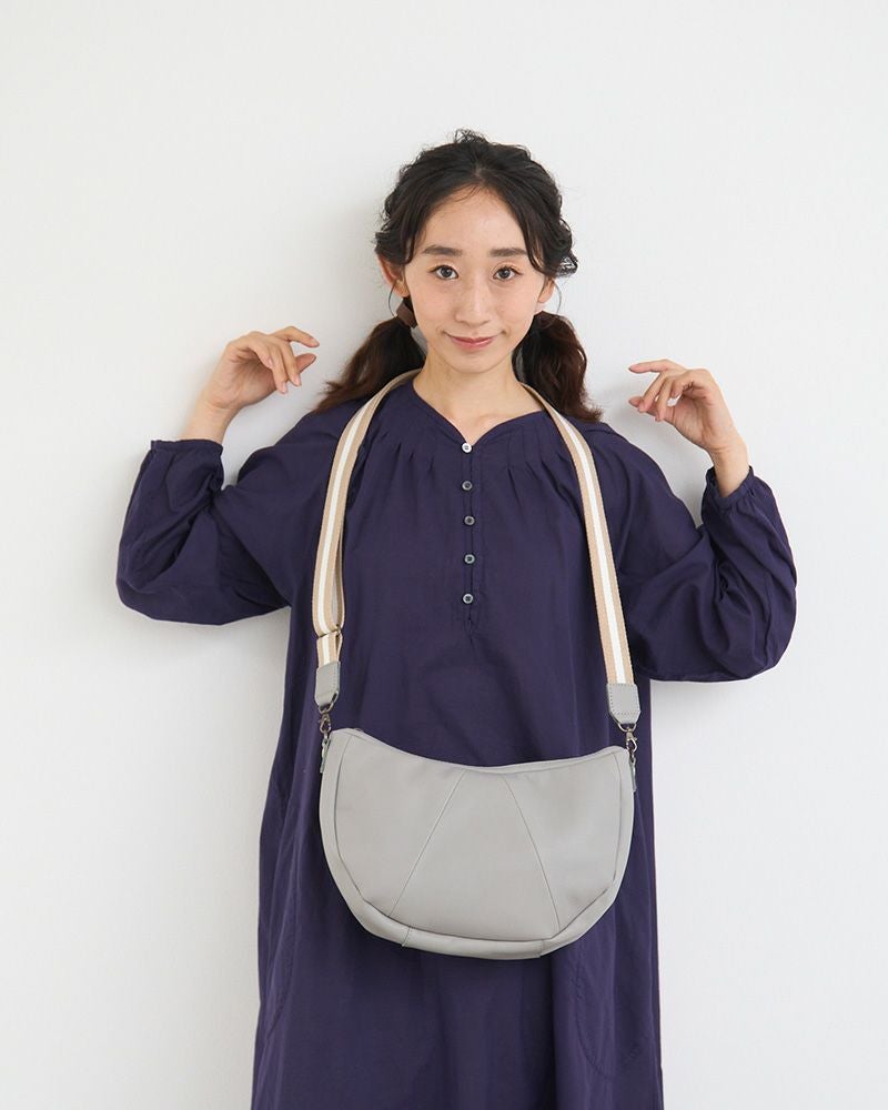 ちょうどよく整う、私に「All story ハチワレショルダーバッグ