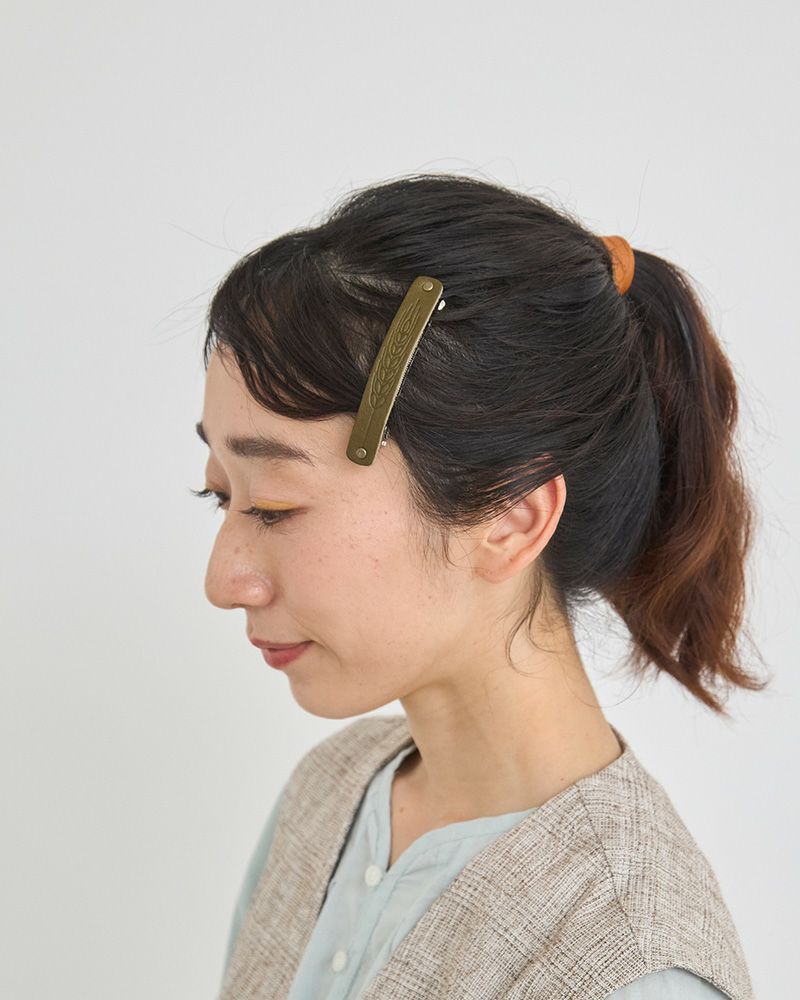 くるりとひとまとめ、わたしの朝支度「むぎ バレッタ」 | Kanmi