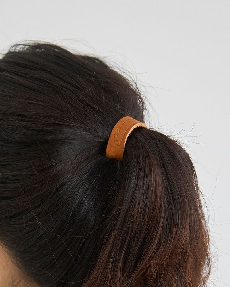 ヘアゴム Mi くすっと笑って、ふんわり結ぶ「mi chi bata ヘアゴム」 | Kanmi