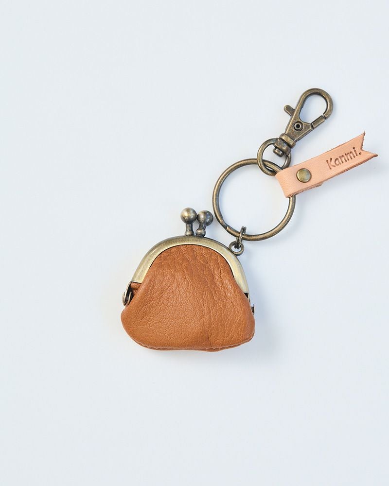 こっそりわたしを見守る 小さな秘密のポケット「itsu mono おまもり